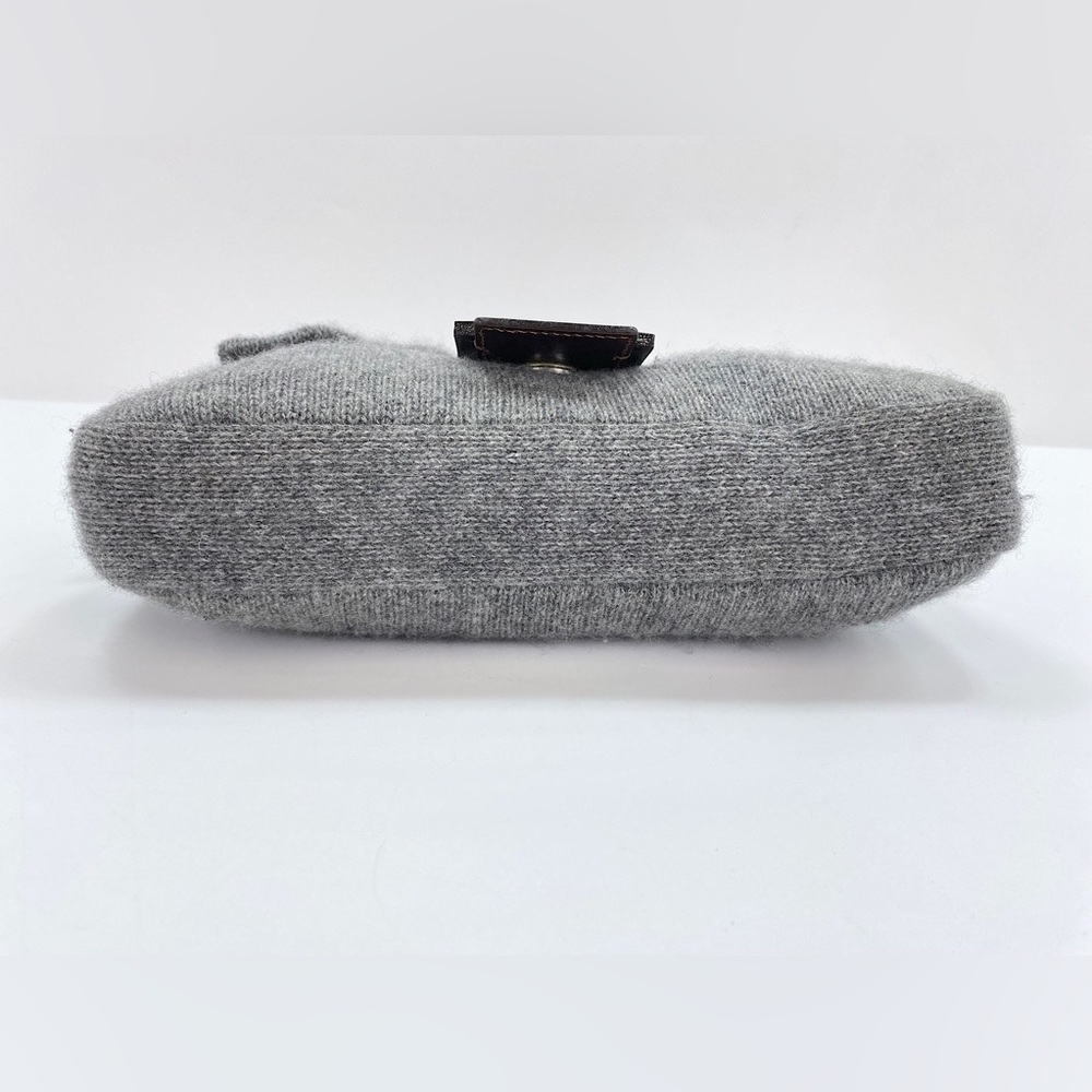Cashmere wool grey Fendi baguette - Picture 7 of 9